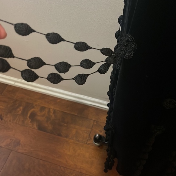 Moschino Cheap Chic Black Silk Velvet Crochet Fringe 2 PC Vest & Skirt Set - Picture 16 of 16